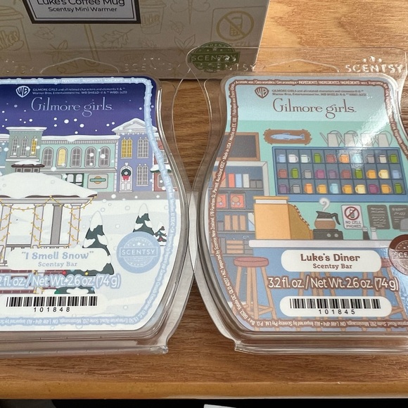 Scentsy Blue Luke's Diner Mini warmer and wax set - Picture 4 of 7